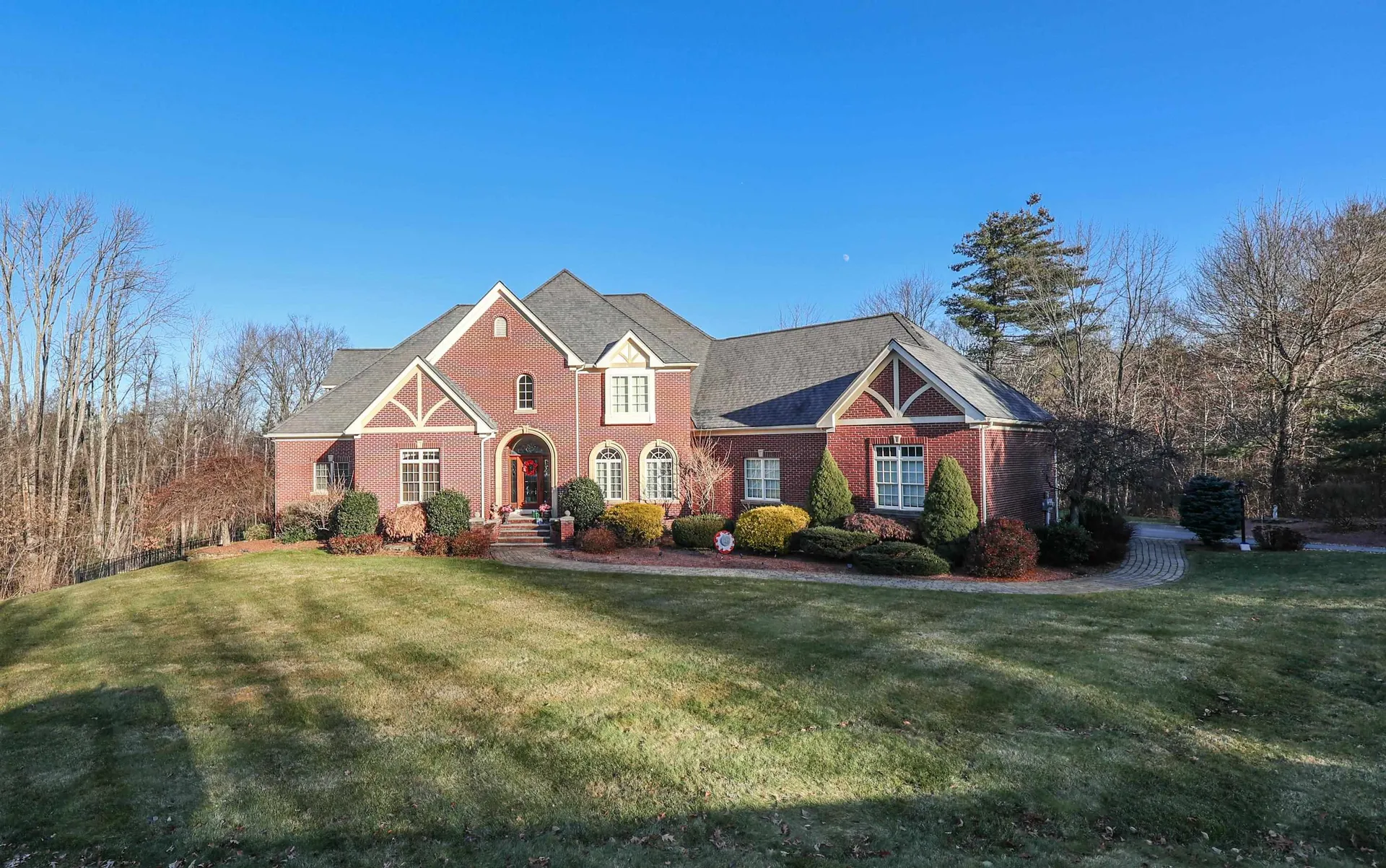 12 Chardonnay Terrace Bedford NH 03110