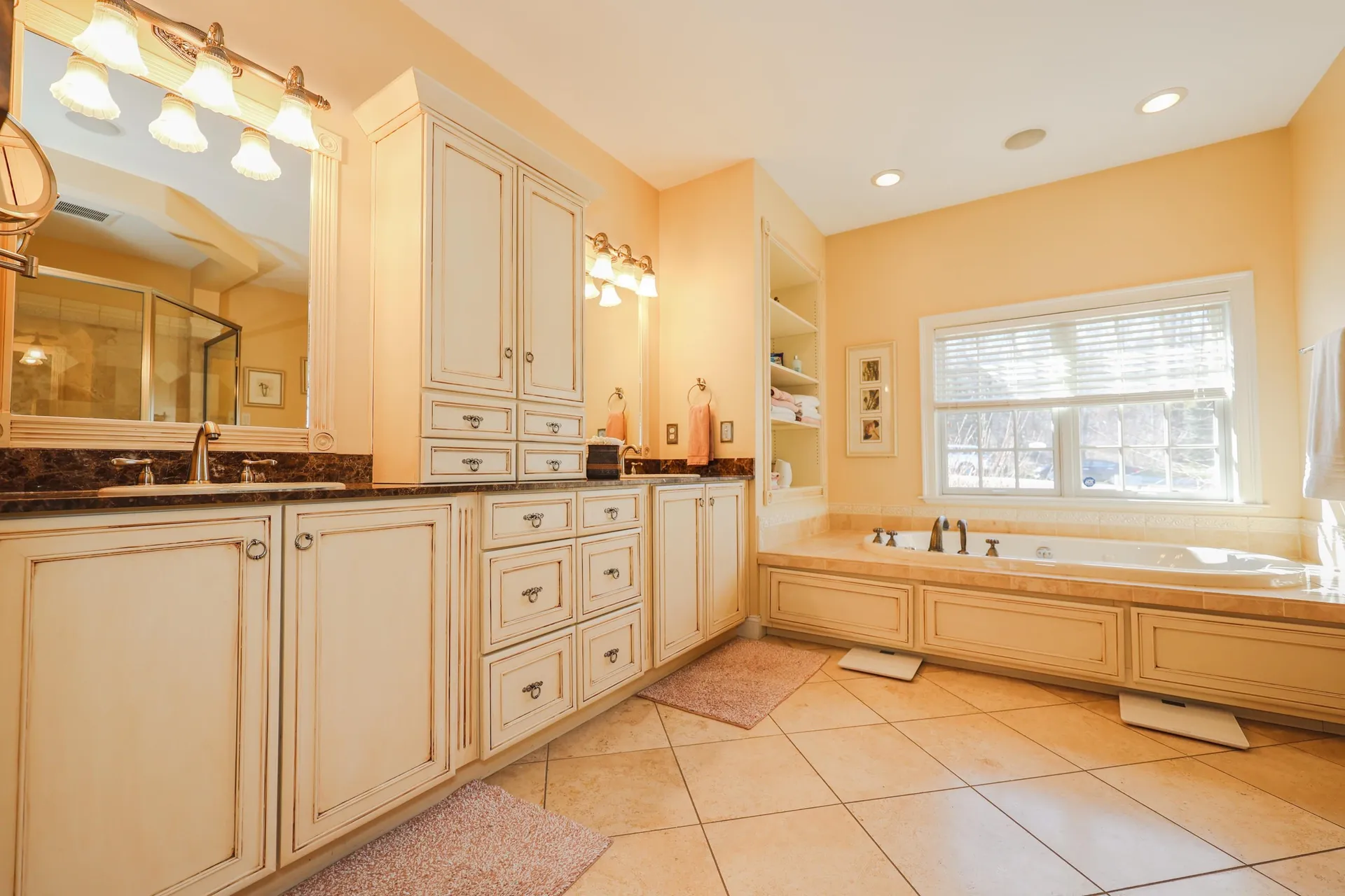 12 Chardonnay Terrace Bedford NH 03110