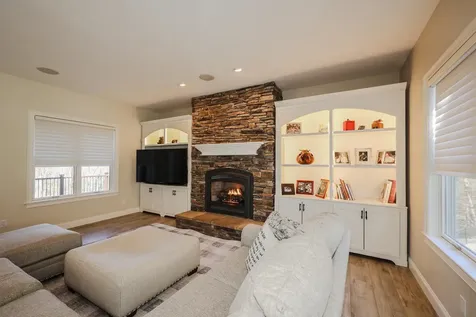 12 Chardonnay Terrace Bedford NH 03110