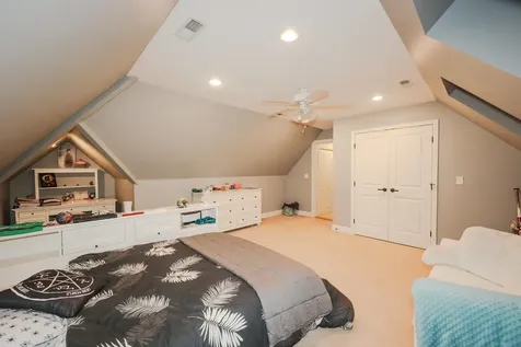 12 Chardonnay Terrace Bedford NH 03110