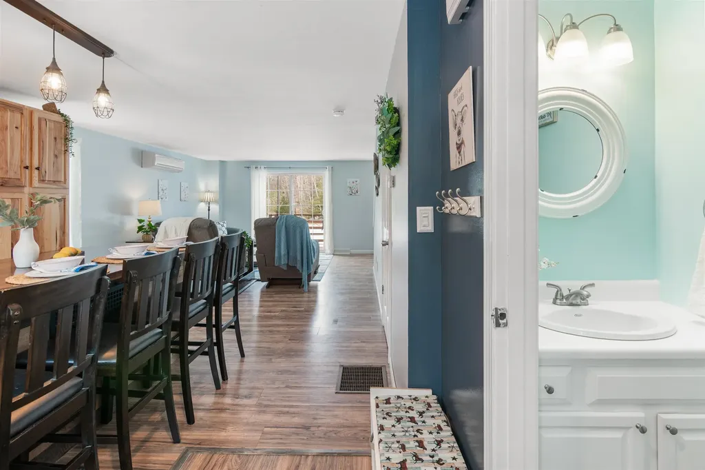 36 Robert Frost Circle Colchester VT 05446
