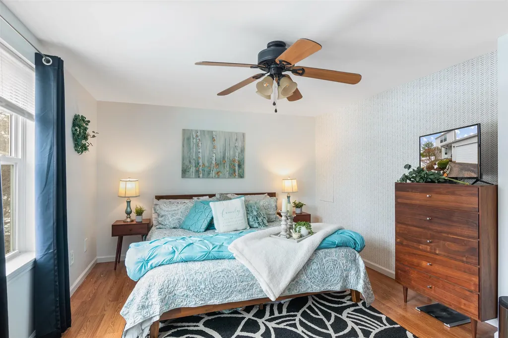 36 Robert Frost Circle Colchester VT 05446