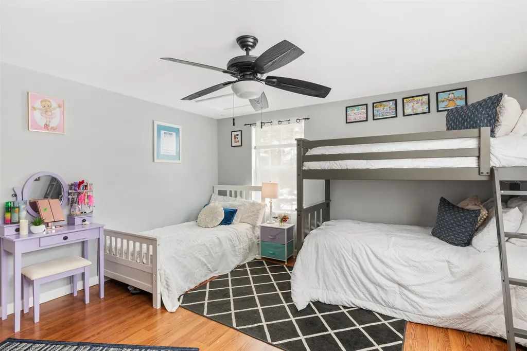 36 Robert Frost Circle Colchester VT 05446