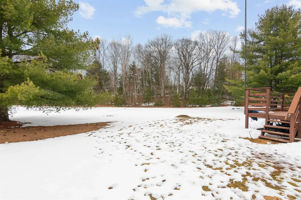 36 Robert Frost Circle Colchester VT 05446
