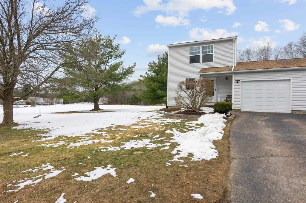 36 Robert Frost Circle Colchester VT 05446