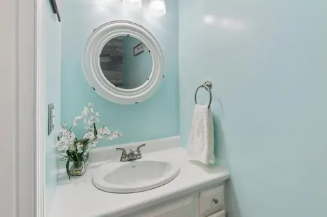 36 Robert Frost Circle Colchester VT 05446