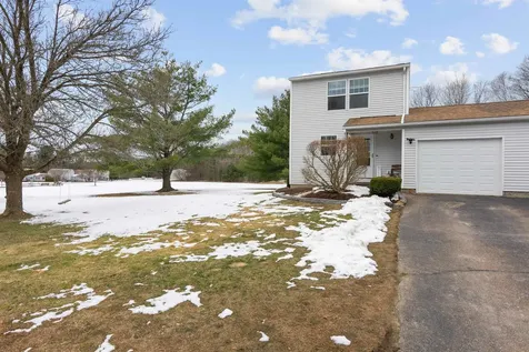 36 Robert Frost Circle Colchester VT 05446
