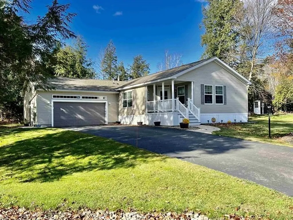 29 Blair Drive Rochester NH 03868