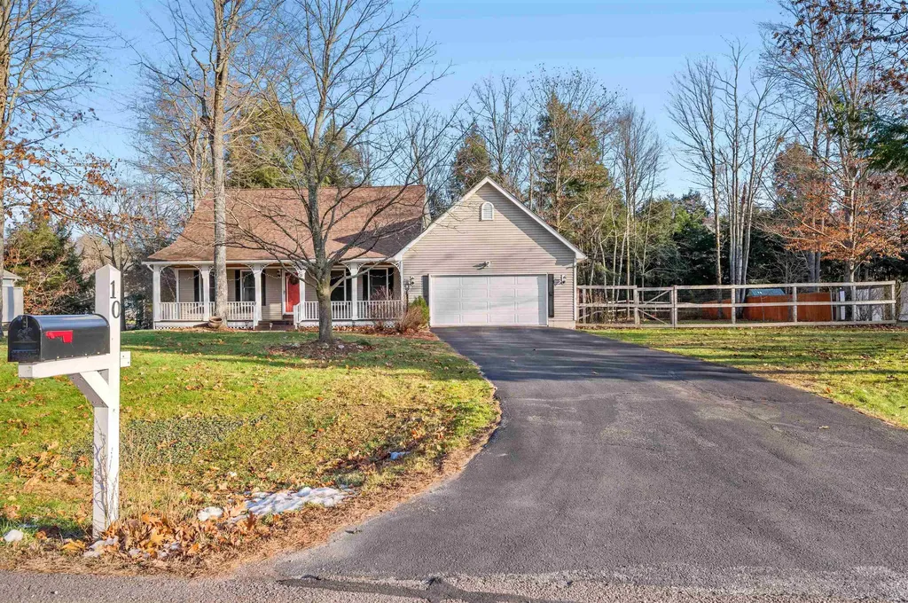 10 Raspberry Court Milton VT 05468