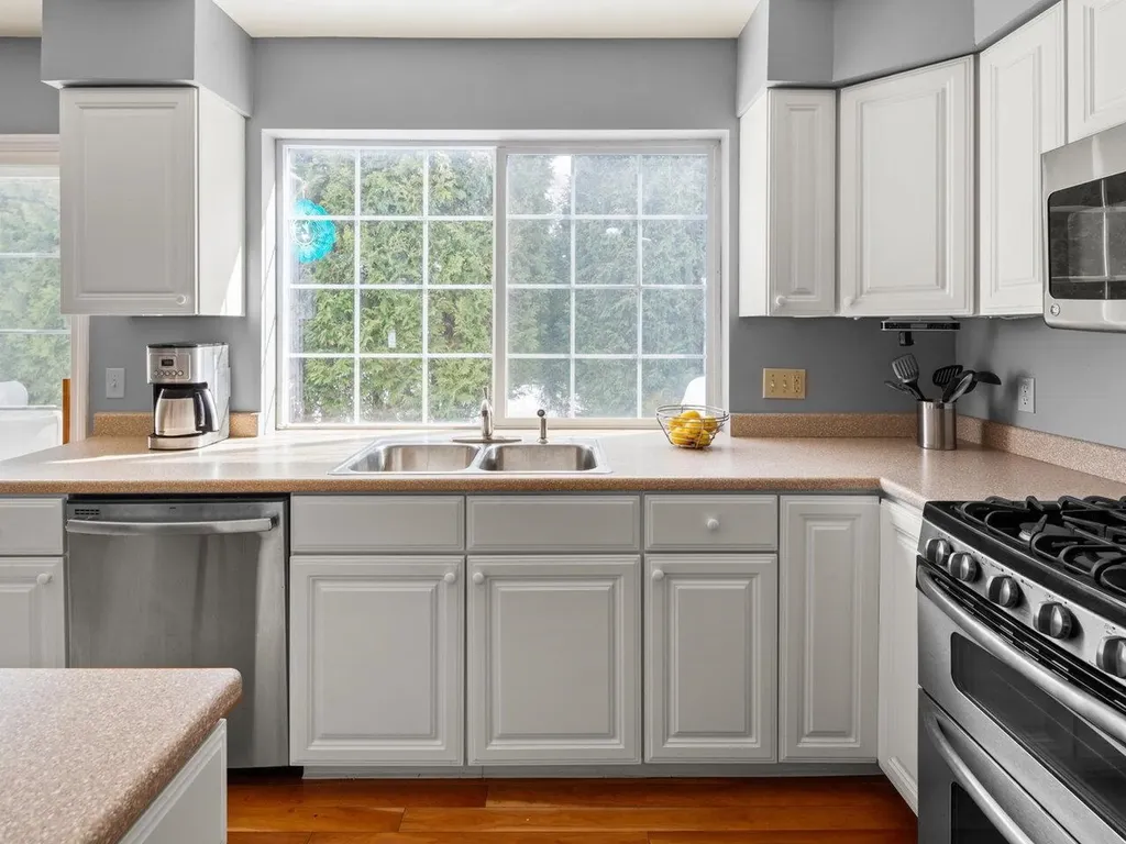 145 Stonington Circle South Burlington VT 05403
