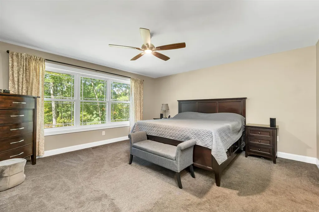 21 Aspen Drive Pelham NH 03076