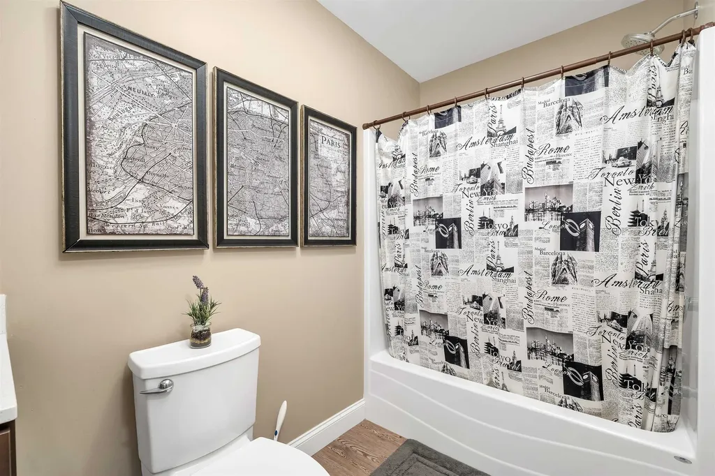 21 Aspen Drive Pelham NH 03076