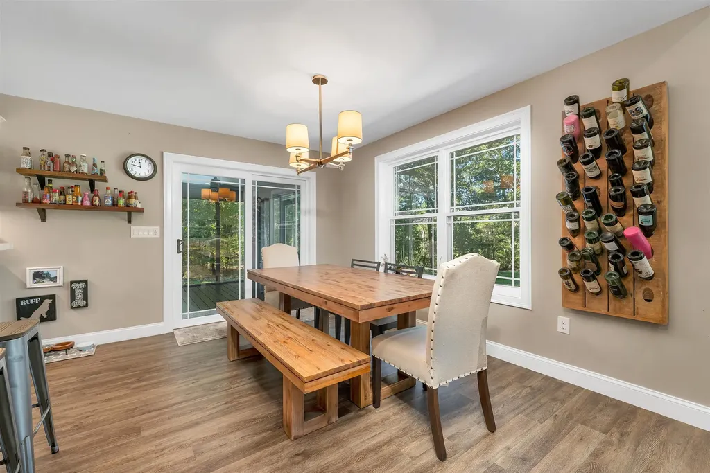 21 Aspen Drive Pelham NH 03076