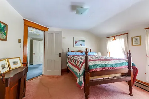 1586 Main Street St. Johnsbury VT 05819