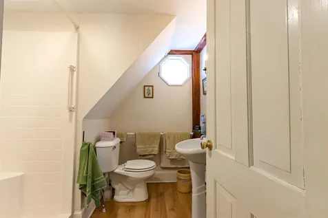 1586 Main Street St. Johnsbury VT 05819