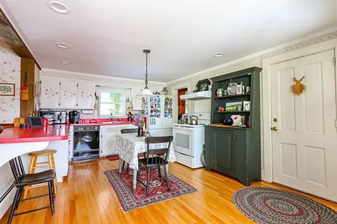 1586 Main Street St. Johnsbury VT 05819