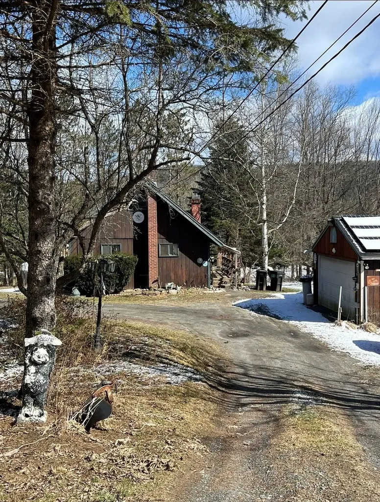 2742 Route 44 Windsor VT 05089