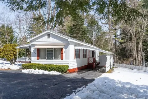 5 Kirkwood Road Hooksett NH 03106
