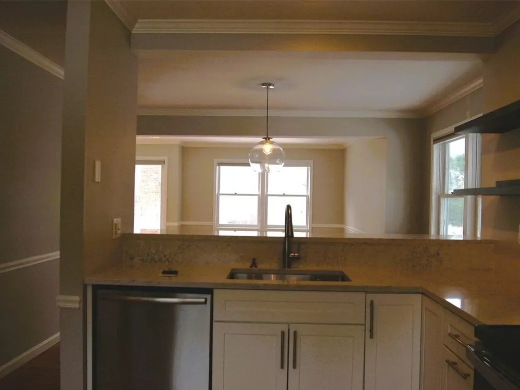 33 Harbor View Road South Burlington VT 05403