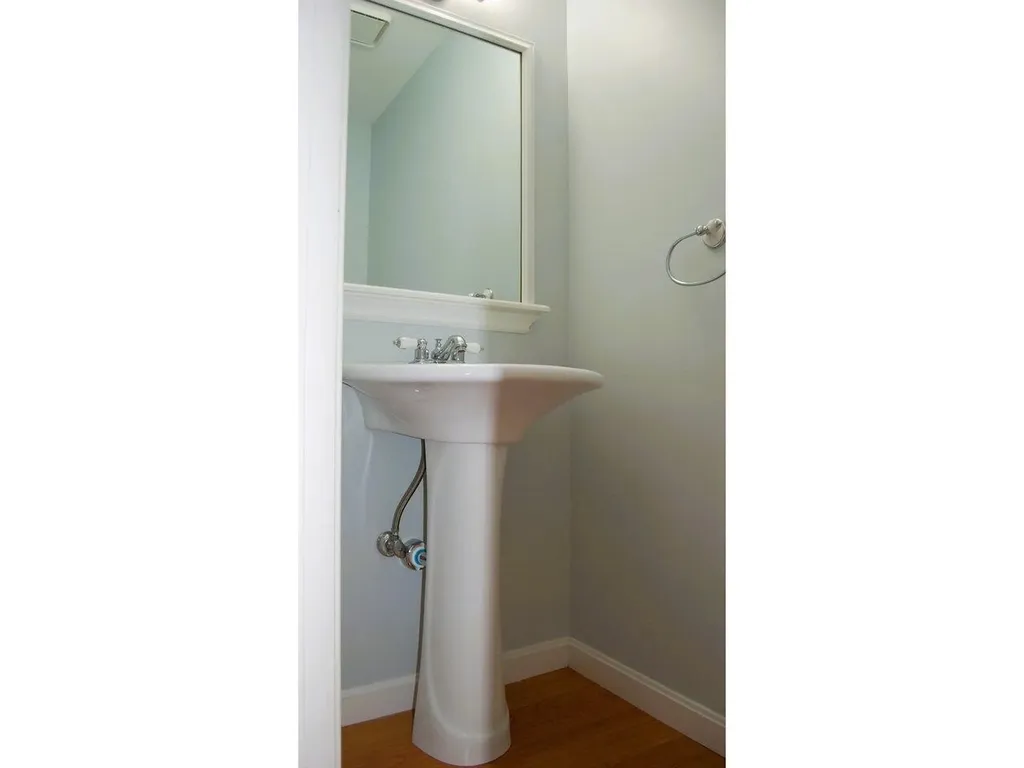 33 Harbor View Road South Burlington VT 05403