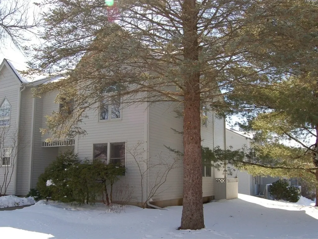 33 Harbor View Road South Burlington VT 05403
