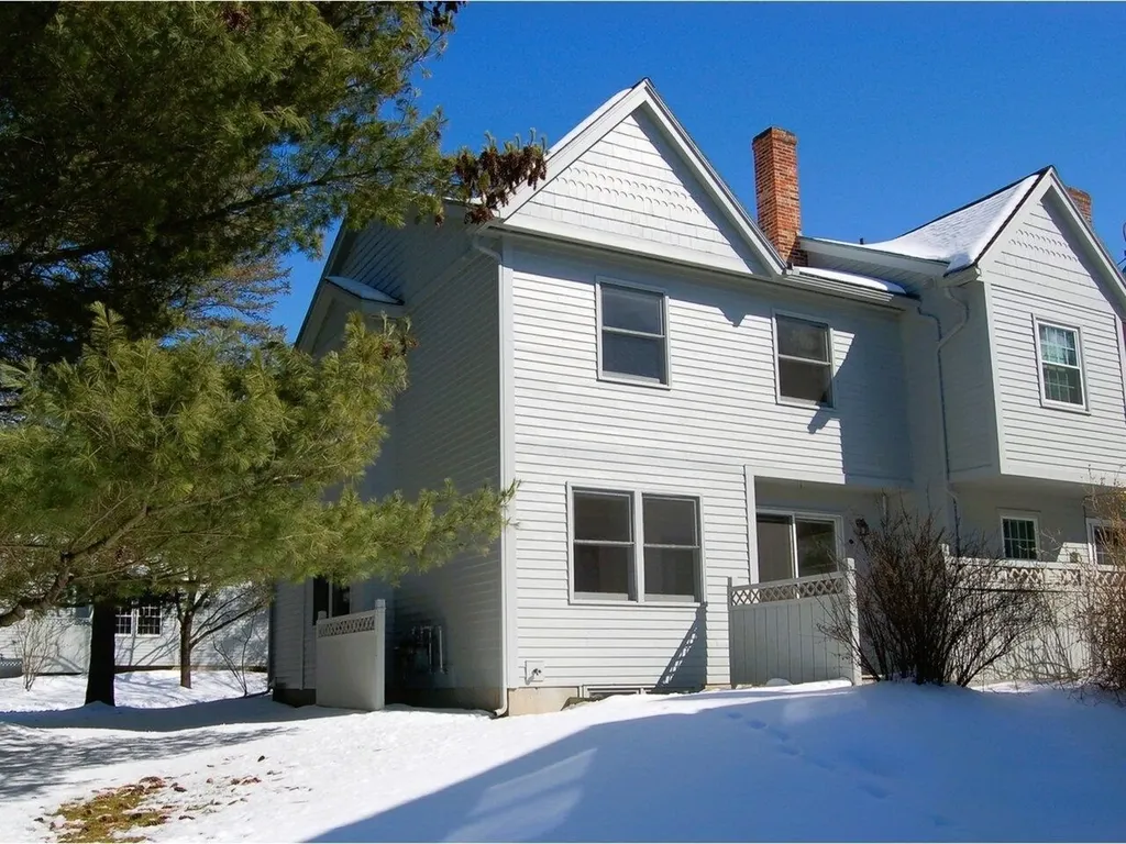 33 Harbor View Road South Burlington VT 05403