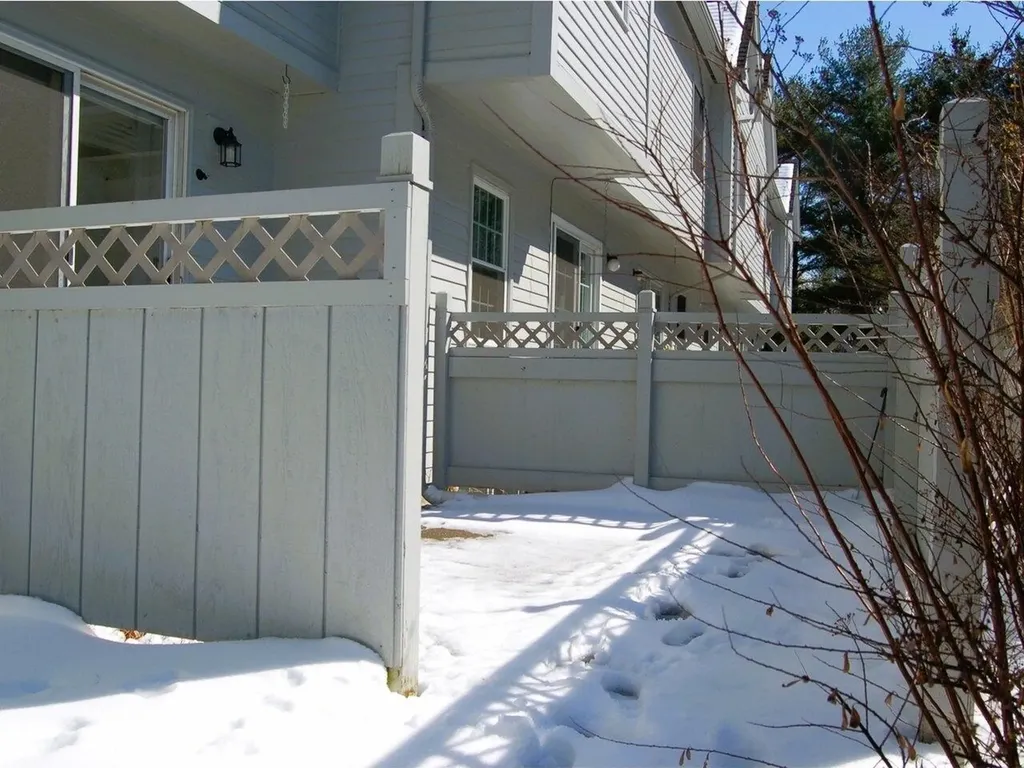 33 Harbor View Road South Burlington VT 05403
