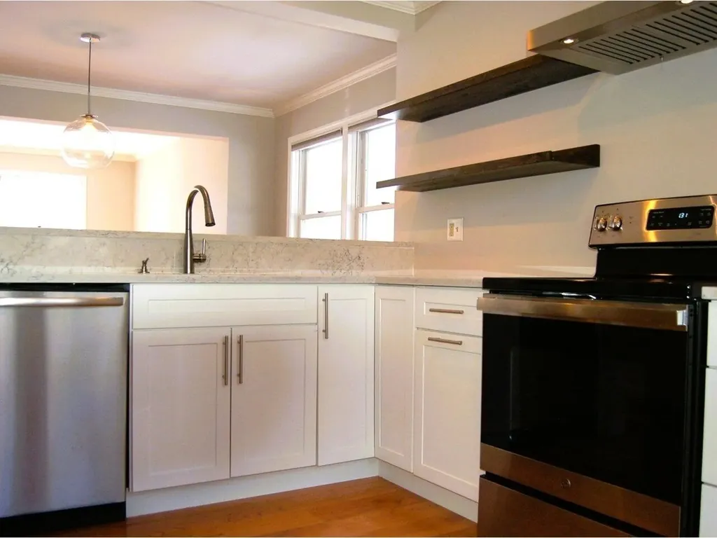 33 Harbor View Road South Burlington VT 05403