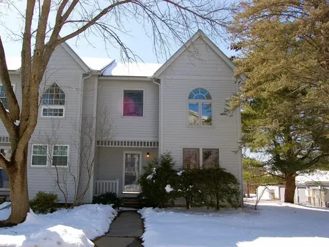 33 Harbor View Road South Burlington VT 05403