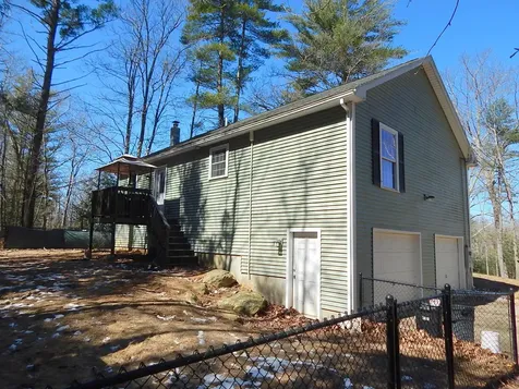 69 Old Rochester Road Barnstead NH 03225