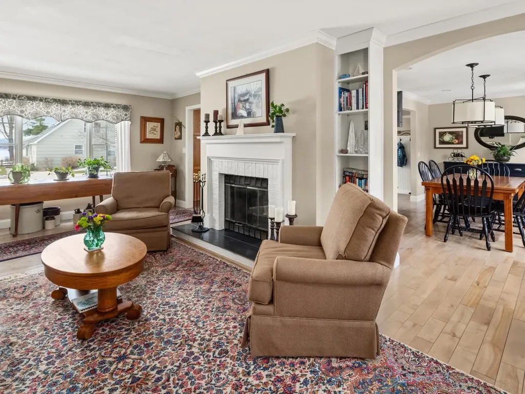 61 Bartlett Bay Road South Burlington VT 05403