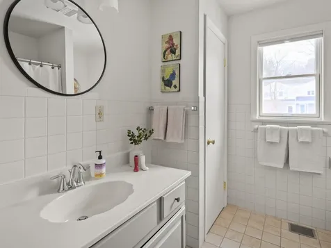 61 Bartlett Bay Road South Burlington VT 05403