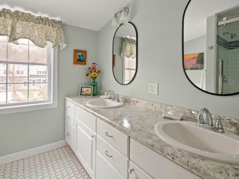 61 Bartlett Bay Road South Burlington VT 05403