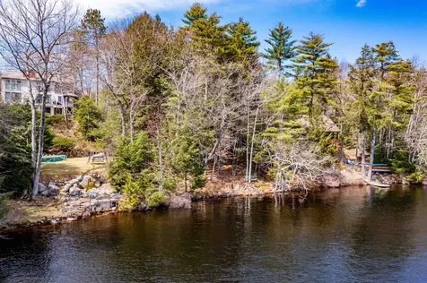 W6-02 Stoney Brook Road Meredith NH 03253