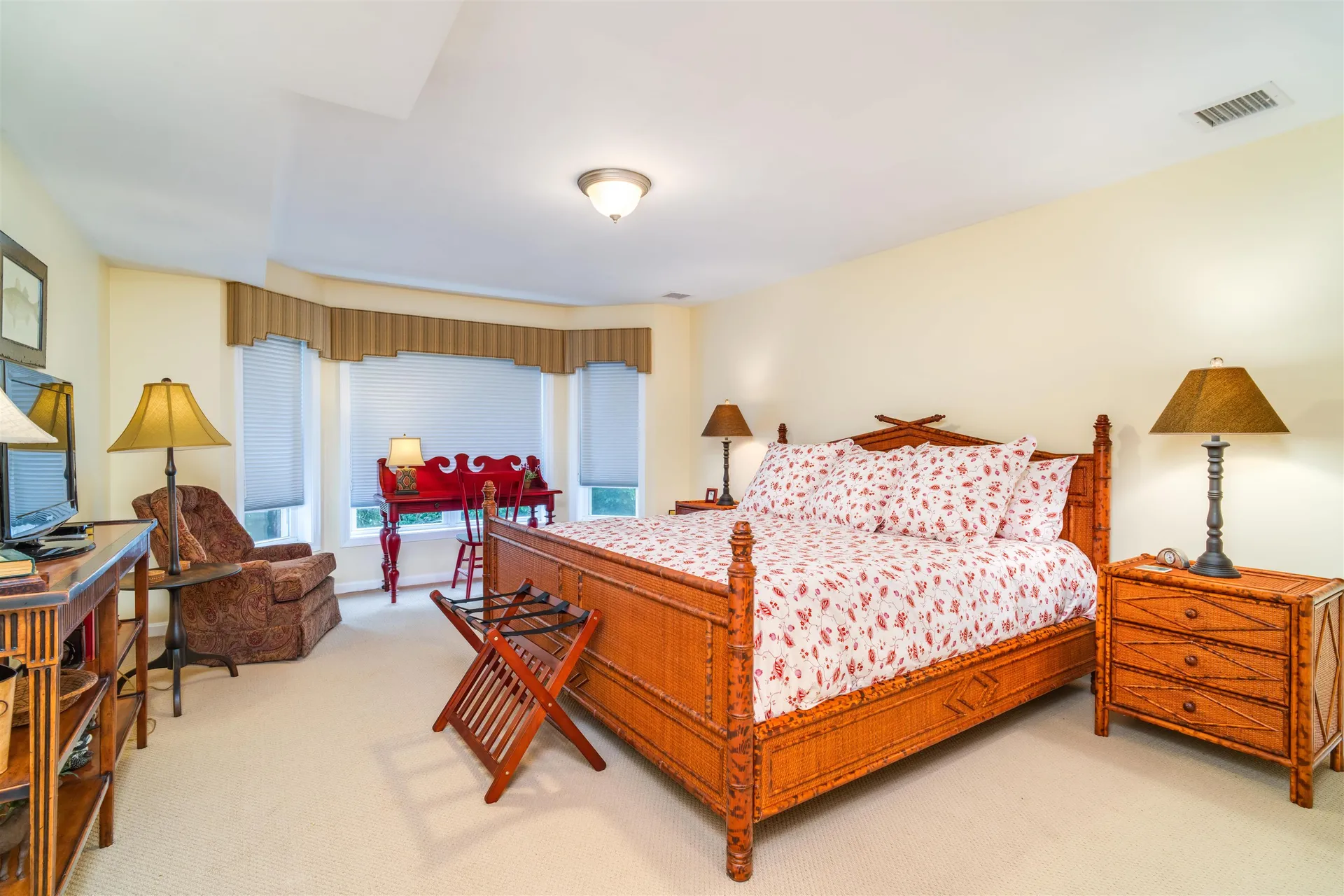 10 & 19 Abnaki Lane Moultonborough NH 03254