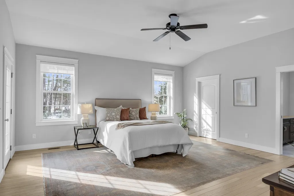 4 Jacqueline Way Stratham NH 03885