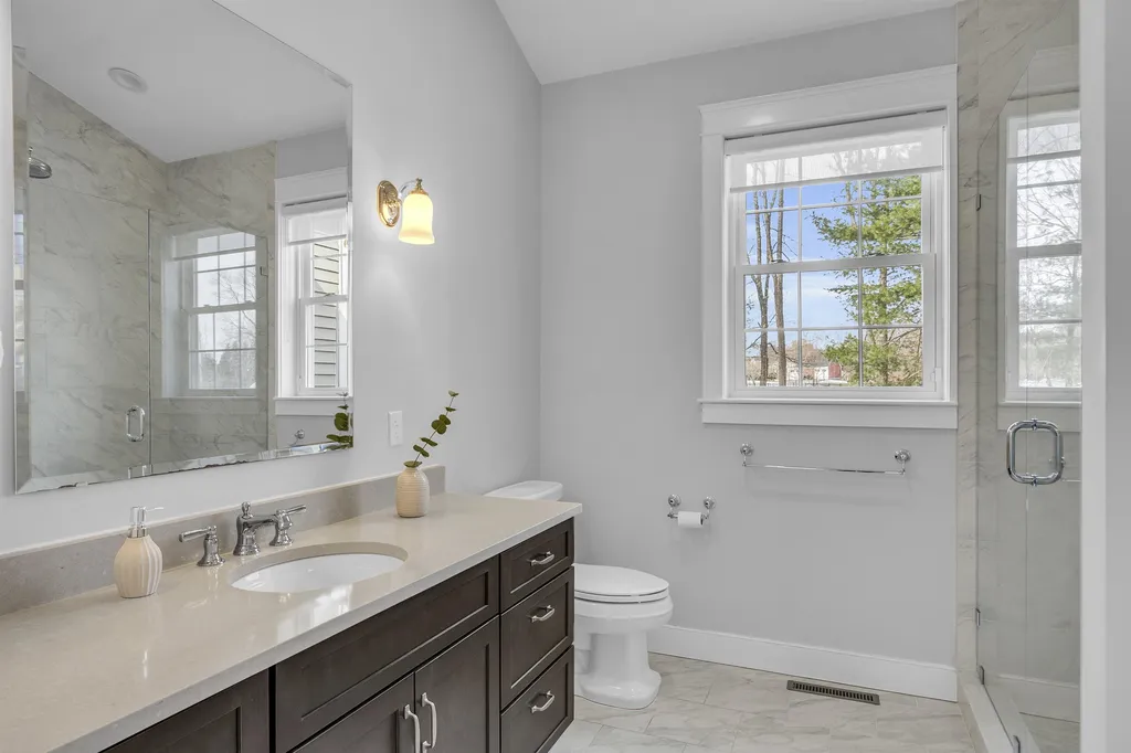 4 Jacqueline Way Stratham NH 03885