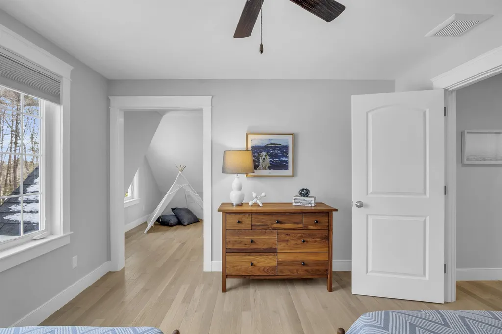 4 Jacqueline Way Stratham NH 03885