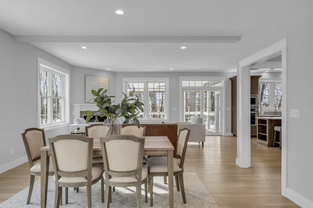 4 Jacqueline Way Stratham NH 03885