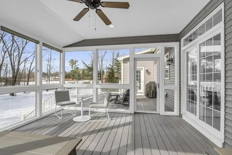 4 Jacqueline Way Stratham NH 03885