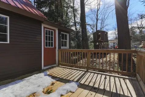 3 Beaver Glen Road Hillsborough NH 03244