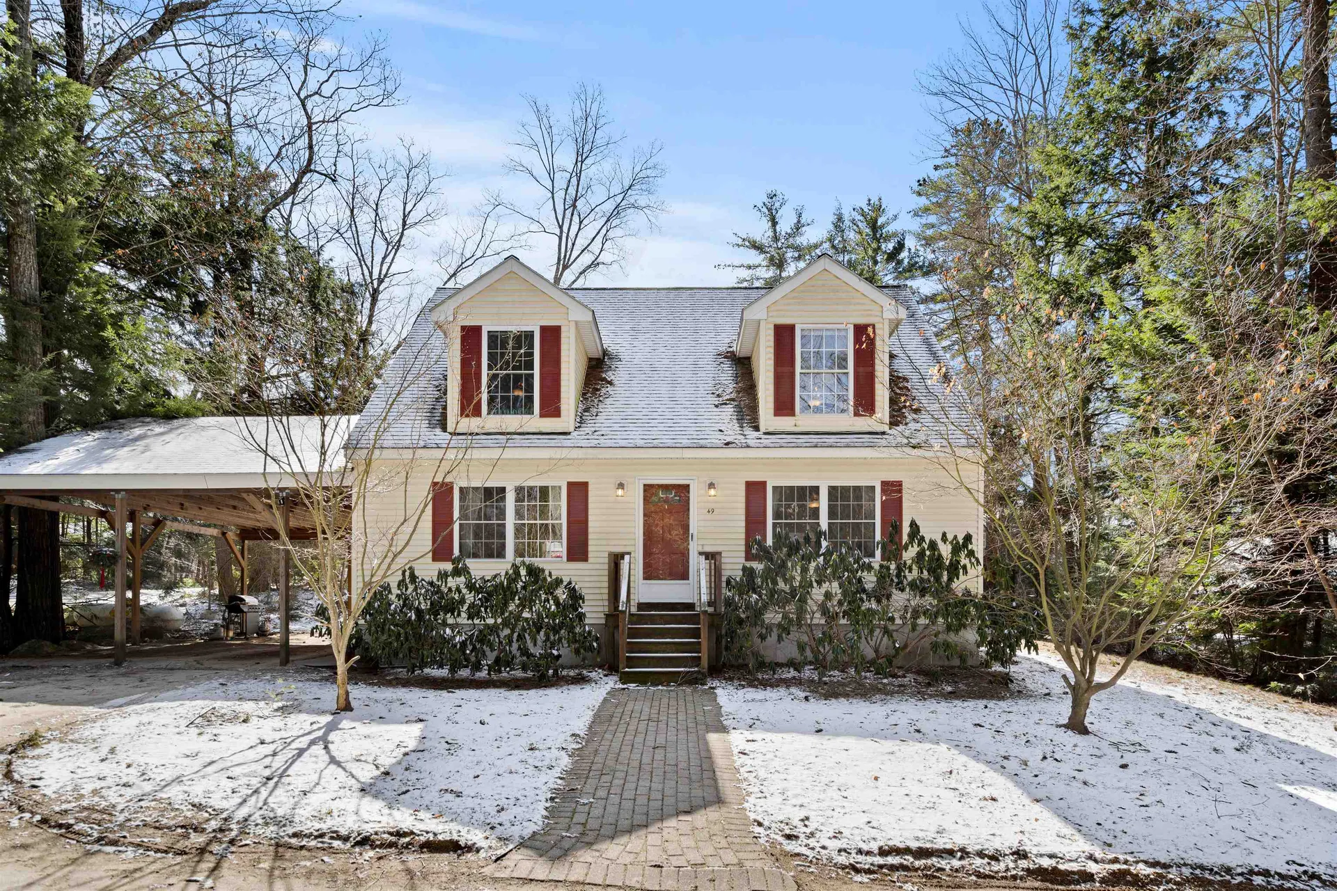 49 Emerald Drive Hillsborough NH 03244