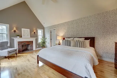 10 Victoria Drive Hampton Falls NH 03844