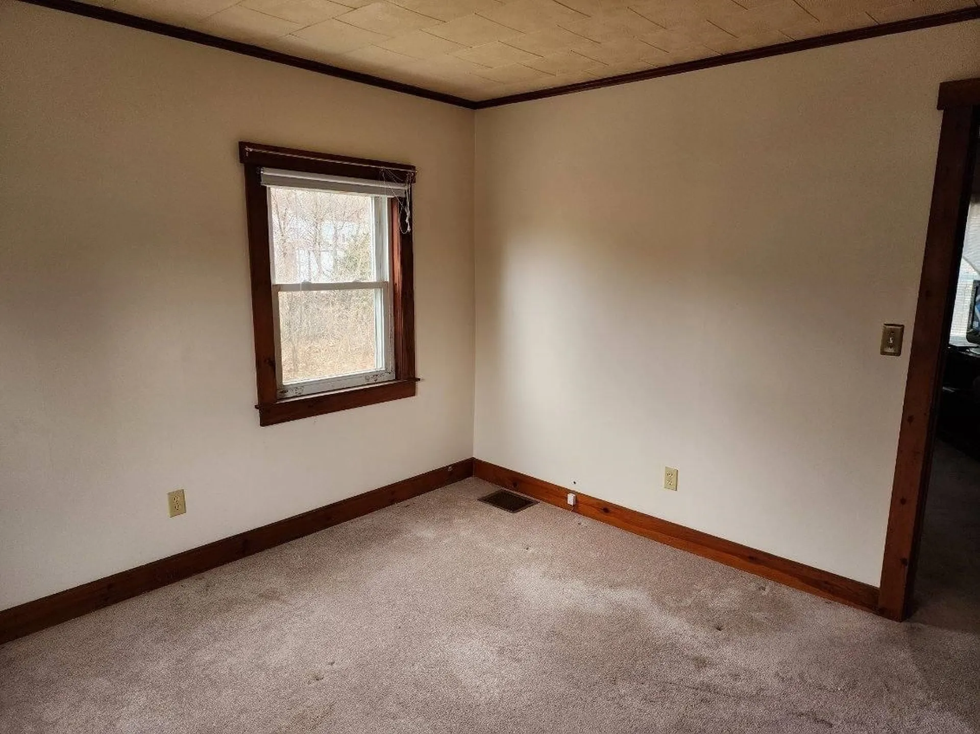 20 Indian Acres Drive Hinsdale NH 03451