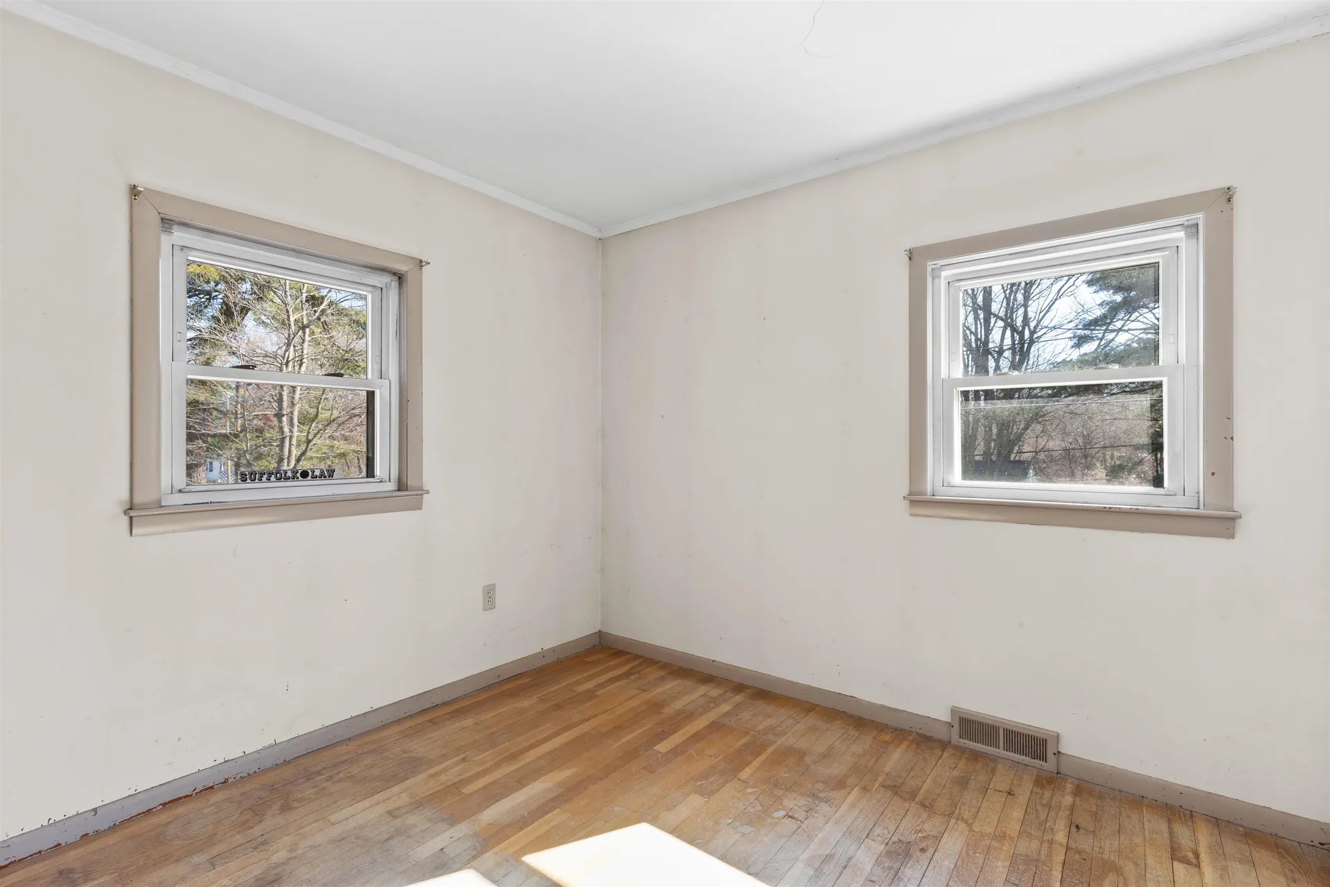 11 Archery Lane Nashua NH 03060