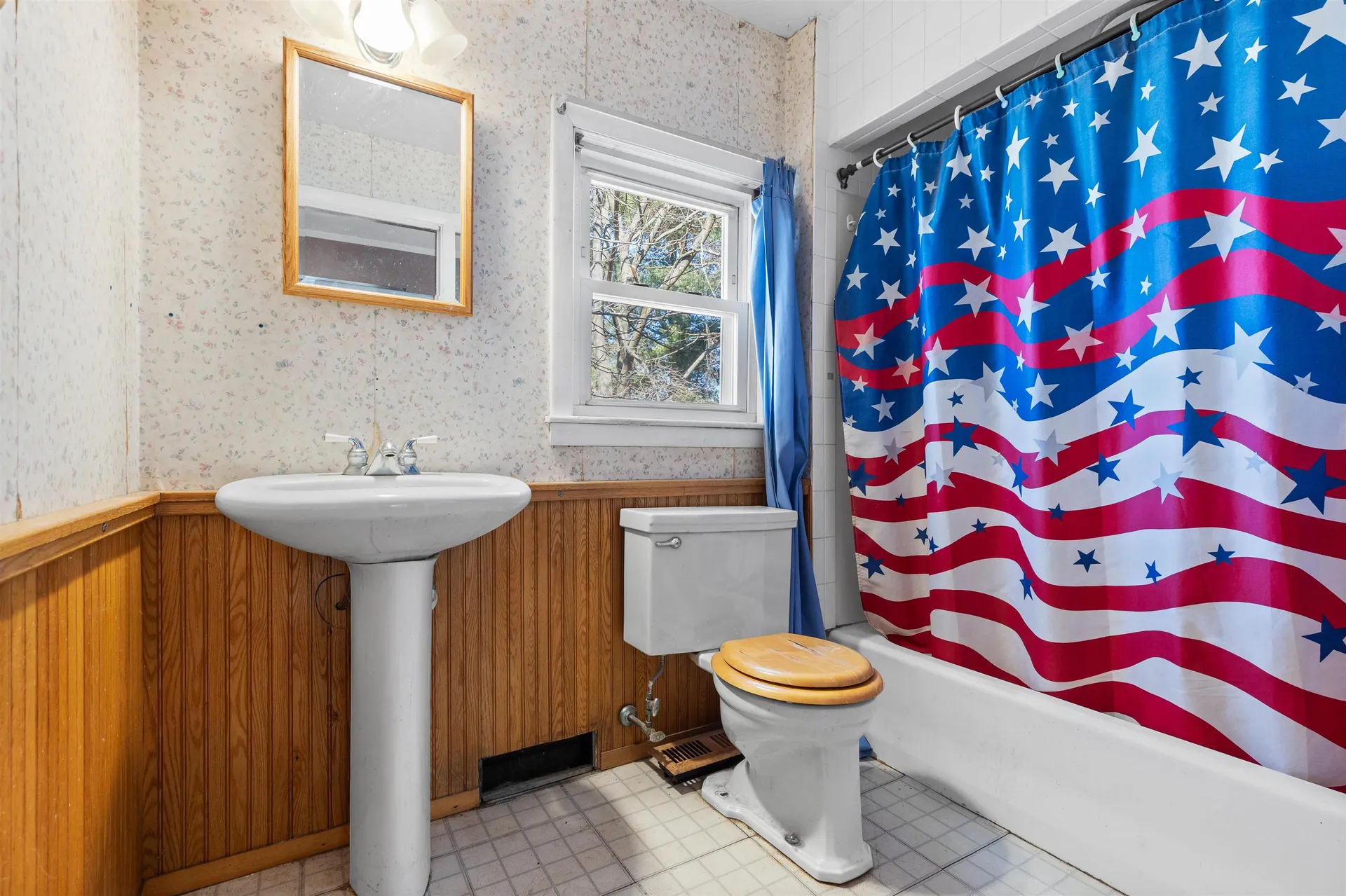 11 Archery Lane Nashua NH 03060