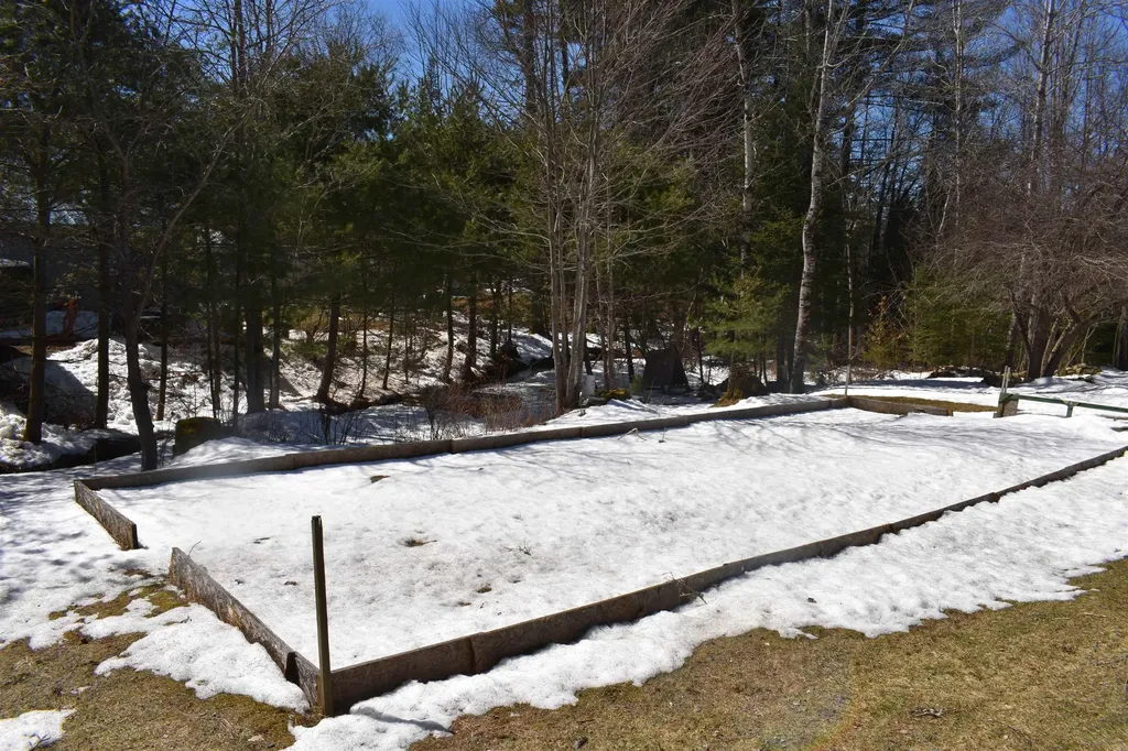 349 Switch Road Canaan NH 03748