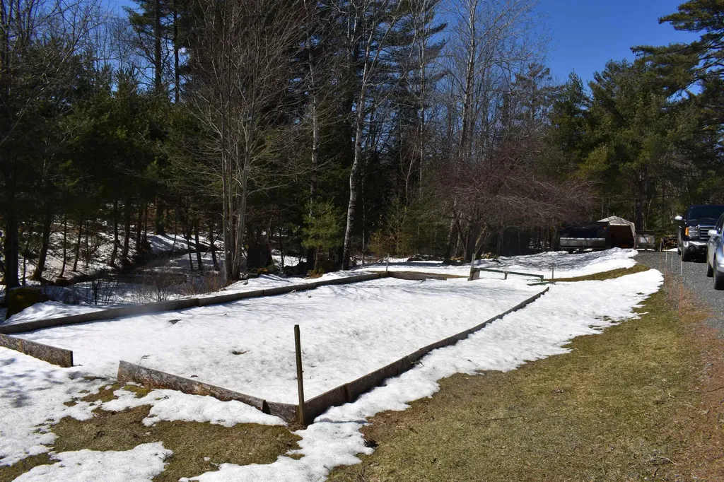 349 Switch Road Canaan NH 03748