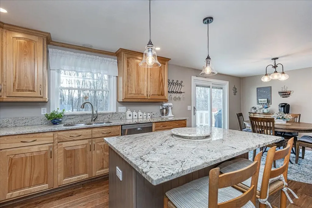 16 Hawthorne Drive Atkinson NH 03811