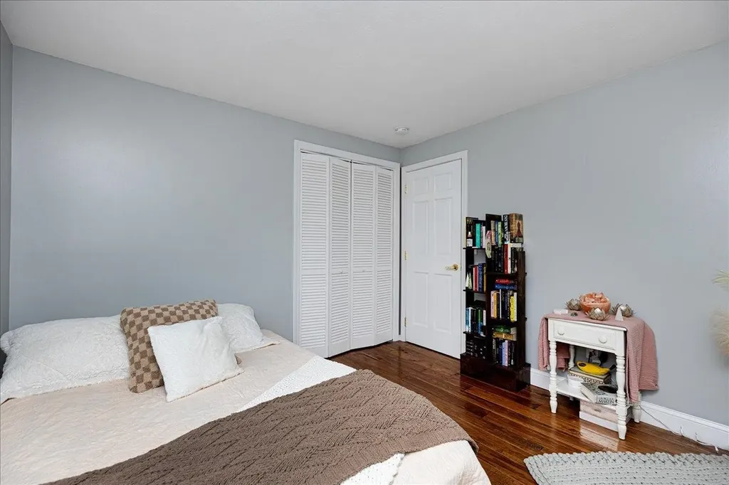 16 Hawthorne Drive Atkinson NH 03811